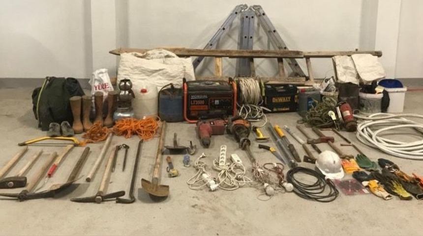 Kayseri'de izinsiz kazı yapan 4 kişi suçüstü yakalandı