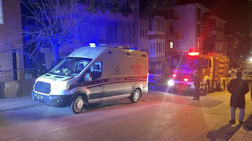 Kırıkkale'de bir evde çıkan yangında 2 kardeş hafif yaralandı