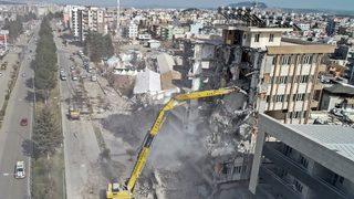 Deprem bölgesi için yeni karar! Ticaret Bakanlığı duyurdu: Kullanılmış taşıt ve cihaz ithalatına izin