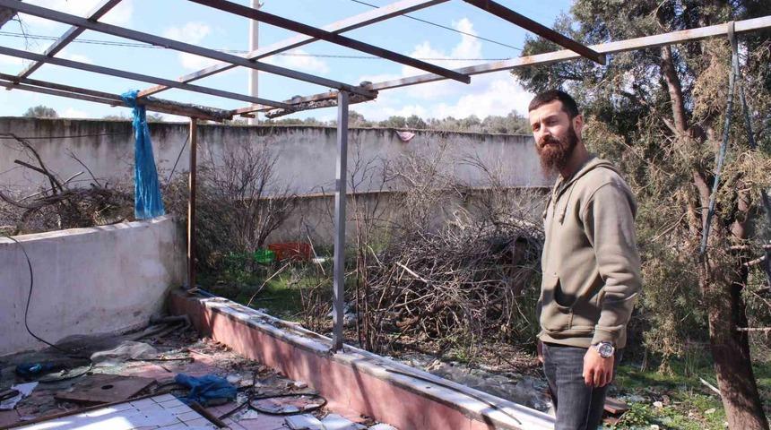 Hırsızlar bu kez evi çaldı