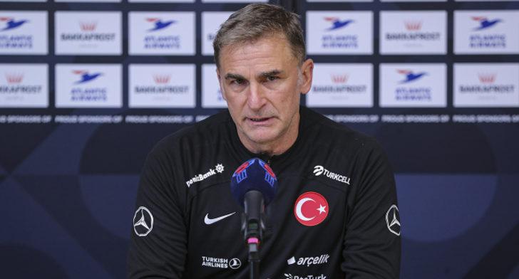 A Milli Takım teknik direktörü Stefan Kuntz ve Mert Günok basın toplantısında dikkat çeken açıklamalarda bulundu! Kuntz'dan oruç iddialarına yanıt...  G4