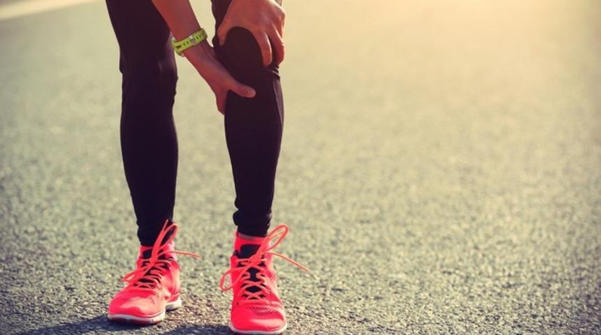 Kontrolsüz spor ve obezite dizlerin düşmanı