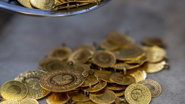 Gram altın, Fed ile sert düştü! Rakamı duyan kuyumcuya koşacak: İslam Memiş yaz aylarını işaret ederek açıkladı… (Gram, çeyrek, 22 ayar bilezik ve Cumhuriyet altını bugün ne kadar?)