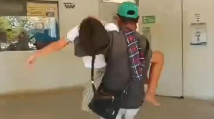 Kolombiya’da ilginç olay! Ruh çağırma tahtasıyla oyun oynayan 28 öğrenci hastaneye kaldırıldı