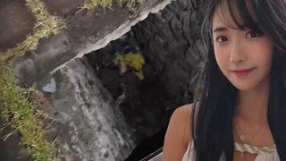 Twitch canlı yayını sırasında bir anda ayağı kayınca çukura düştü! Hayranları onun öldüğünü zannetti