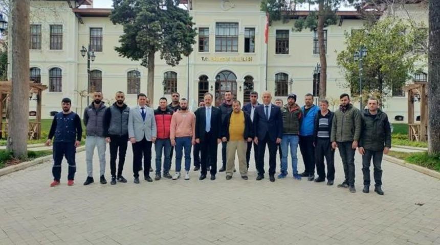 18 gönüllü çalışan deprem bölgesine doğru yola çıktı