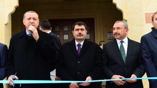 AK Partili eski belediye başkanı paylaşımıyla adeta o kalabalığa yanıt verdi! 'Balkon hazır...'