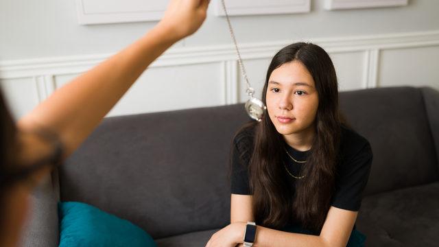 Hipnozla tedavi alternatif tıp yöntemi midir? Hipnoz ile tedavi ne demek?	