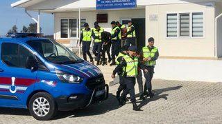 Muğla'da 13 ayrı bakır kablo hırsızlığı yaptıkları ileri sürülen 3 zanlı tutuklandı