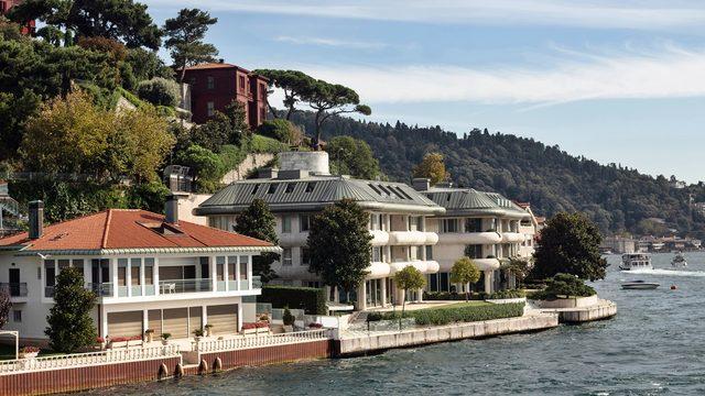 On milyonlara da satılan var, yüz milyonlara da! İstanbul depremi korkusu harekete geçirdi: Yalı sahipleri Boğaz’dan tek tek ayrılıyor