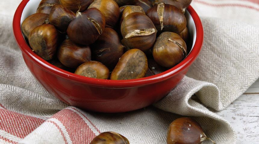 Kış keyfimizde bugün: Fırında torbasında kestane tarifi
