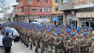 Depremin yıkıma yol açtığı Hatay'da görev yaptılar... 1 ay sonra komando marşıyla kentten ayrıldılar!