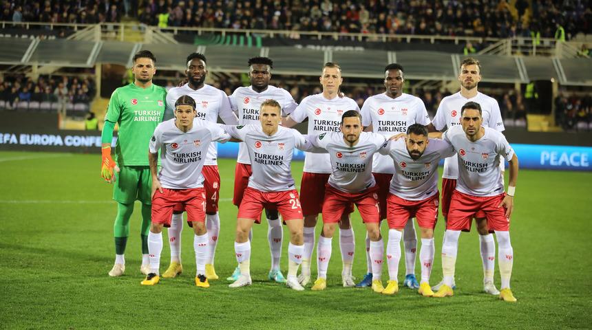 Sivasspor, Fiorentina karşısında direndi ama olmadı! Tur, Türkiye'ye kaldı...
