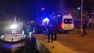 Bursa'da balıkçı teknesinin alabora olması nedeniyle kaybolan kişi aranıyor