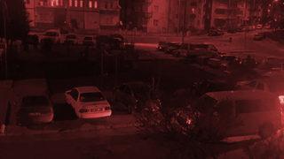 SON DAKİKA | Kayseri'deki depremin şiddeti kamerada! Şimşekler gökyüzünü aydınlattı, TIR beşik gibi sallandı