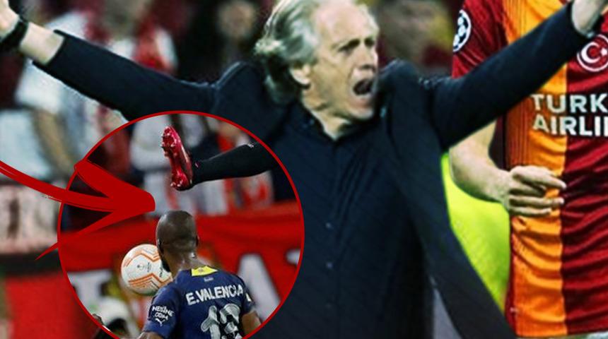 Eski Galatasaraylı Alex Telles'in Fenerbahçe'nin yıldızı Enner Valencia'ya yaptığı müdahale sonrası Jorge Jesus çılgına döndü! Kırmızı kart itirazı... 