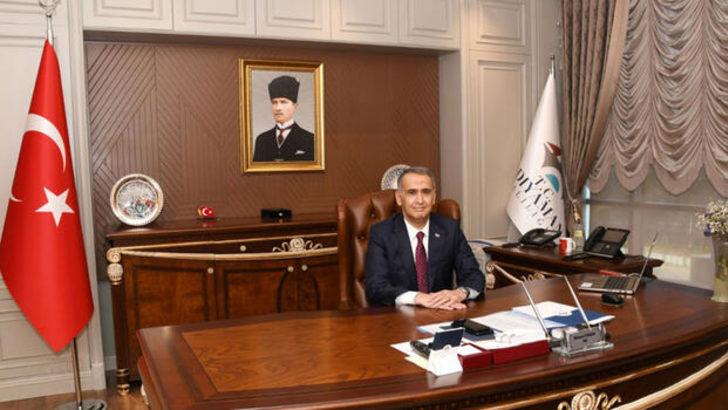 Adıyaman Valisi Mahmut Çuhadar kimdir, kaç yaşında ve nereli? Vali Mahmut Çuhadar neden istifa etti?