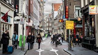 Hollanda tüm koronavirüs tedbirlerini yürürlükten kaldırdı!