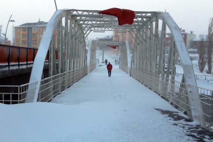 Doğu'da kar esareti başladı G4