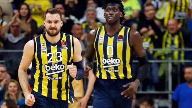 Fenerbahçe Beko-Barcelona karşısında 17 sayı geriden gelip kazandı!