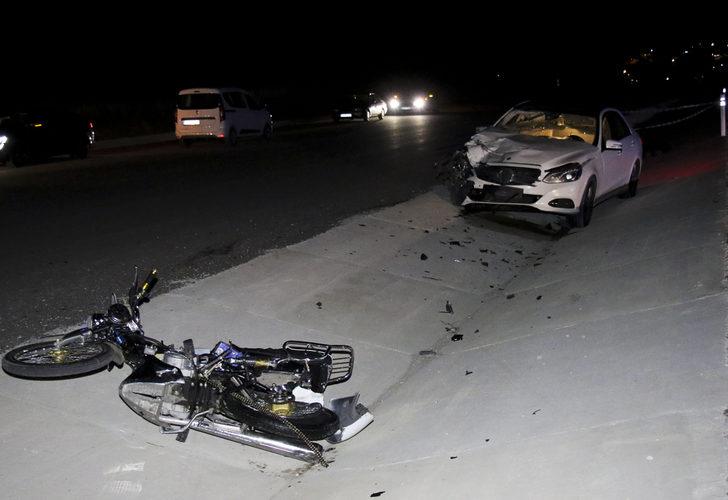 Uşak'ta otomobille motosiklet çarpıştı: 2 kişi öldü