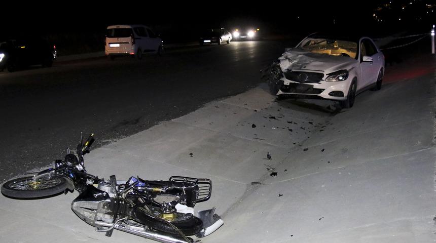 Uşak'ta otomobille motosiklet çarpıştı: 2 kişi öldü