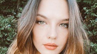 Nilsu Berfin Aktaş'ın dekolteli pozu sınırları zorladı! “Analar neler doğuruyor”