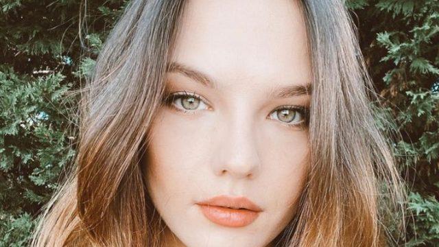 Nilsu Berfin Aktaş'ın dekolteli pozu sınırları zorladı! “Analar neler doğuruyor”