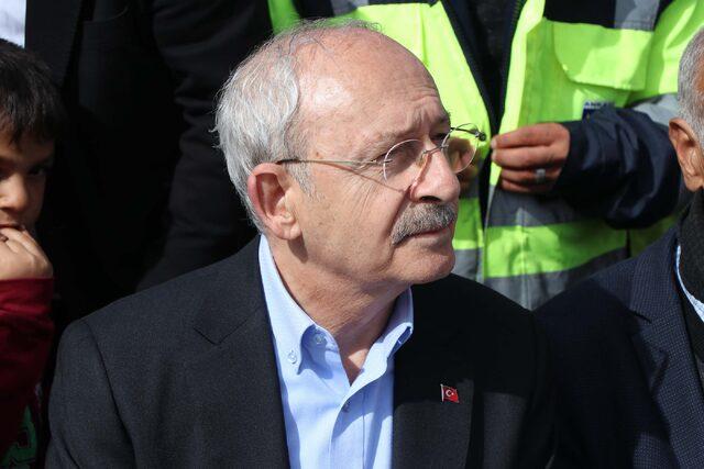 kilicdaroglu-bizimle-tartisacaklarina-cadir-ve-konteyner-sorununu-cozsunler_6651_dhaphoto1