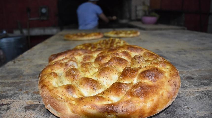 Ramazan pidesi ne kadar, kaç TL? 250 gram ve 300 gram olmak üzere Ankara'da 2023 Ramazan pidesi fiyatları...