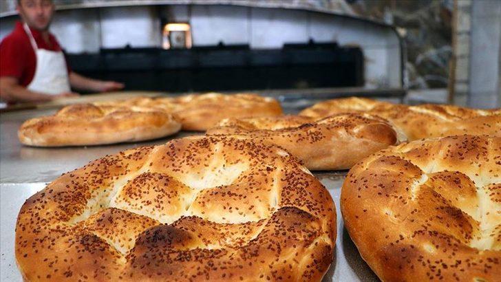 Türkiye genelinde 10 TL olarak açıklanmıştı! İmamoğlu'ndan Ramazan pidesi açıklaması: İstanbul'da 5 TL'ye alınabilecek