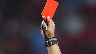 Kırmızı kart gören futbolculara vergi cezası! Federasyon, kulüplerle görüşmeye başladı