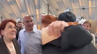 İYİ Parti lideri Meral Akşener, depremin ilk dakikasından itibaren mücadele eden Gökhan Zan'a sarıldı! Sen bizi ayağa kaldırdın