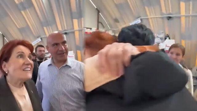 İYİ Parti lideri Meral Akşener, depremin ilk dakikasından itibaren mücadele eden Gökhan Zan'a sarıldı! Sen bizi ayağa kaldırdın