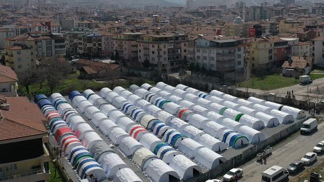 Çadırlar hakkında 'logo' iddiaları gündem olmuştu! MEB'in açıklaması sonrası Resmi Gazete'de dikkat çeken karar: Bursa İl Milli Eğitim Müdürü Serkan Gür'ün görevine son verildi