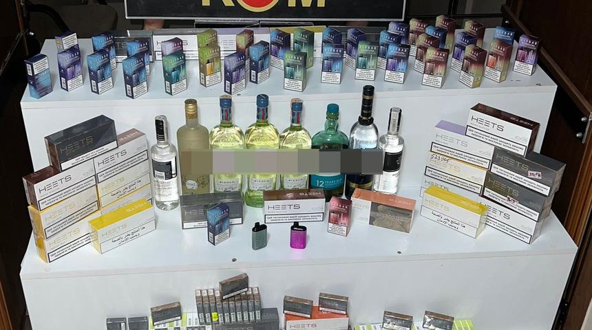 Muğla'da kaçak alkol ile sigara sattığı ileri sürülen Ukraynalı yakalandı