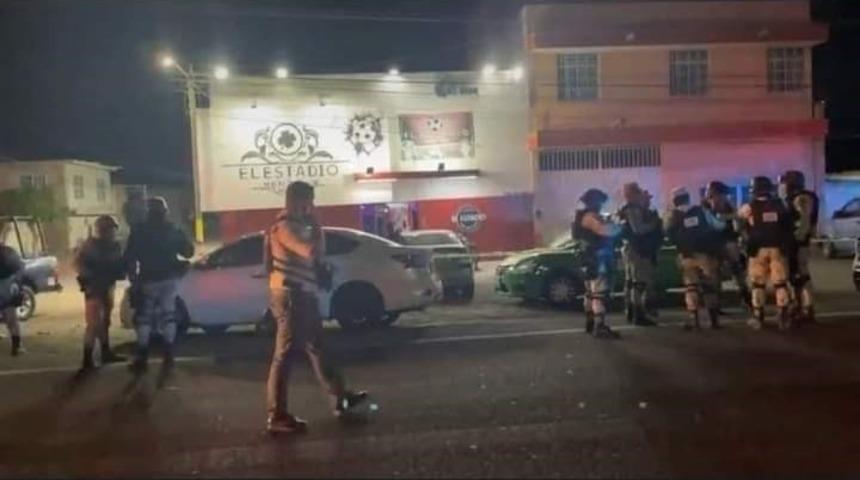 Meksika&rsquo;da bara silahlı ve bombalı saldırı: &Ccedil;ok sayıda &ouml;l&uuml; ve yaralı var