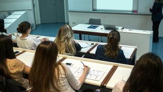 Üniversitelerle ilgili yüz yüze eğitim açıklaması! YÖK Başkanı tarih vererek duyurdu: Hazırlıklar tamamlandı