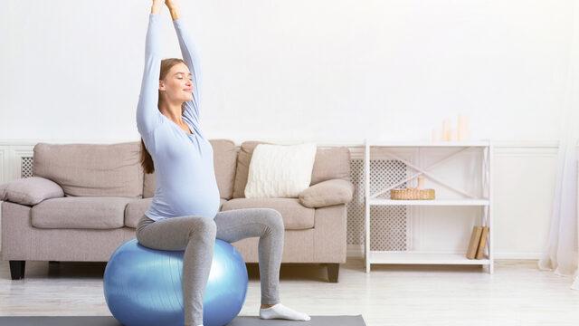 Normal doğum egzersizleri nelerdir, bebeğin doğum kanalına girmesi için ne yapılabilir? Normal doğum egzersizlerine ne zaman başlanmalı?