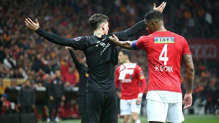 İlk günden Galatasaray taraftarının sevgilisi oldu! 'İtalyan Messi' Zaniolo ayrılıyor mu? Herkes merak ediyordu! Kendisi resmen açıkladı  G4