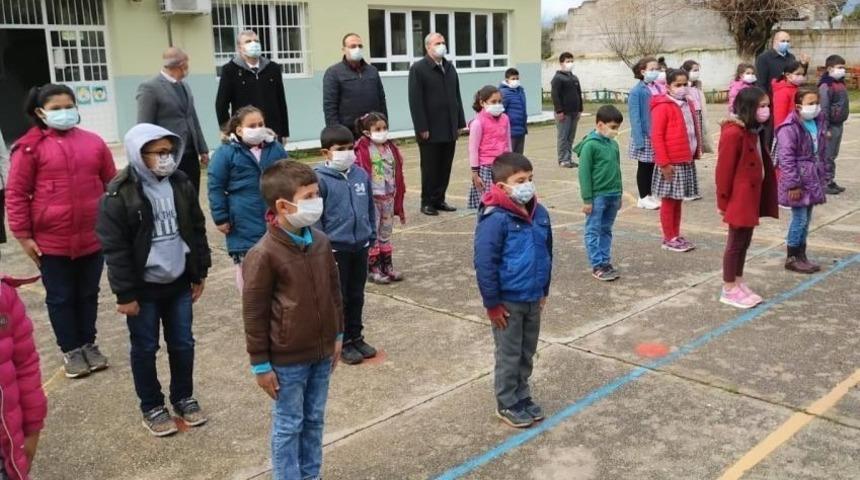 Aydın’a 5 bin 260 depremzede öğrencinin nakli yapıldı