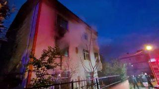 Elektrikli sobadan yangın çıktı, odada uyuyanlar son anda kurtuldu