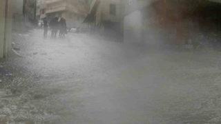 Şiddetli sağanak kenti esir aldı! Hastalar tahliye edildi, caddeler su altında kaldı... Belediyeden kritik uyarı