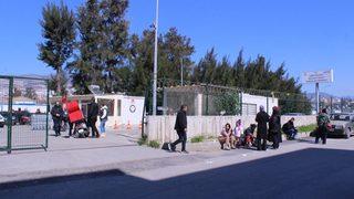 İzmir'de konteynerlerdeki depremzedeler tahliye edildi! Gidecek yerim yok, kira ödeyecek gücüm yok