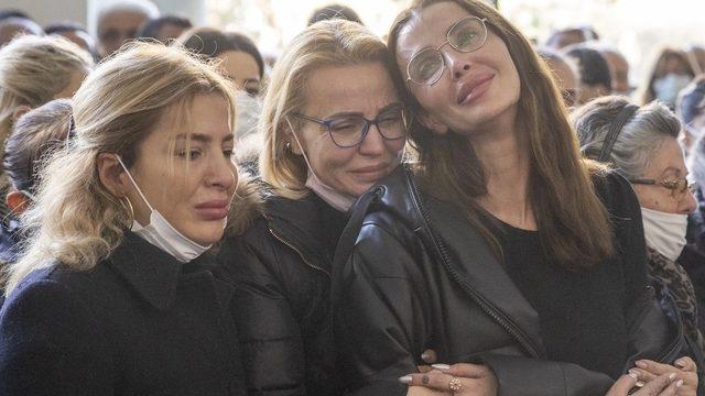 Babasının ölümünden sonra 'Kaza değil, cinayet' demişti! Özge Ulusoy'un hukuk mücadelesinde ilk karar