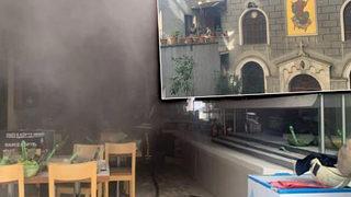 Son dakika | Kiliseye de sıçradı! İstiklal Caddesinde yangın çıktı: Tramvay seferlerine ara verildi