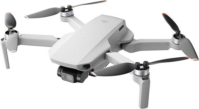 The best foldable drone models that you can use for hobby or business purposes and offer ease of transport