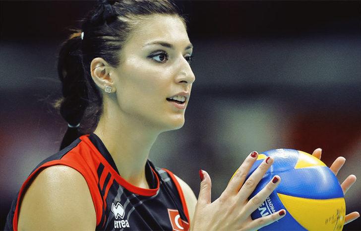 Voleybol efsanesi Neslihan Demir bakın kimle evli çıktı! Demir Yumruk'un eşi de ünlüymüş