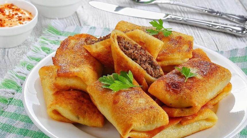 Zuhal Topal'la Yemekteyiz Blinçik nasıl yapılır? İşte Blinçik tarifi ve malzemeleri