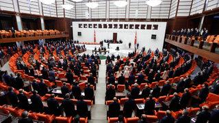 3 OHAL kararnamesi Meclis'te! Sanayi iş yerleri, tarım, bölgesel kalkınma ve yatırım teşvikleri...